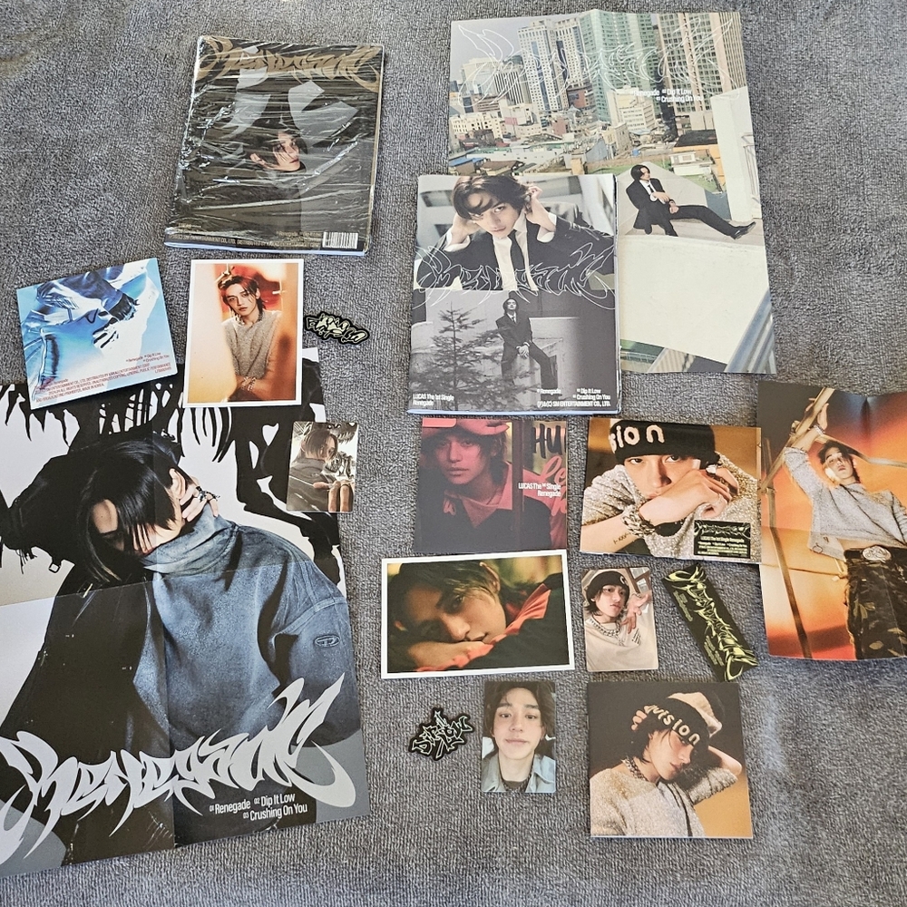 Lucas Renegade Album full set. Has everything  the photocards, posters, photo bo